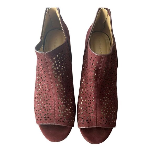 Violet and Red laser cut wedge Style: Sasha new with tags, size 8M - Picture 7 of 15